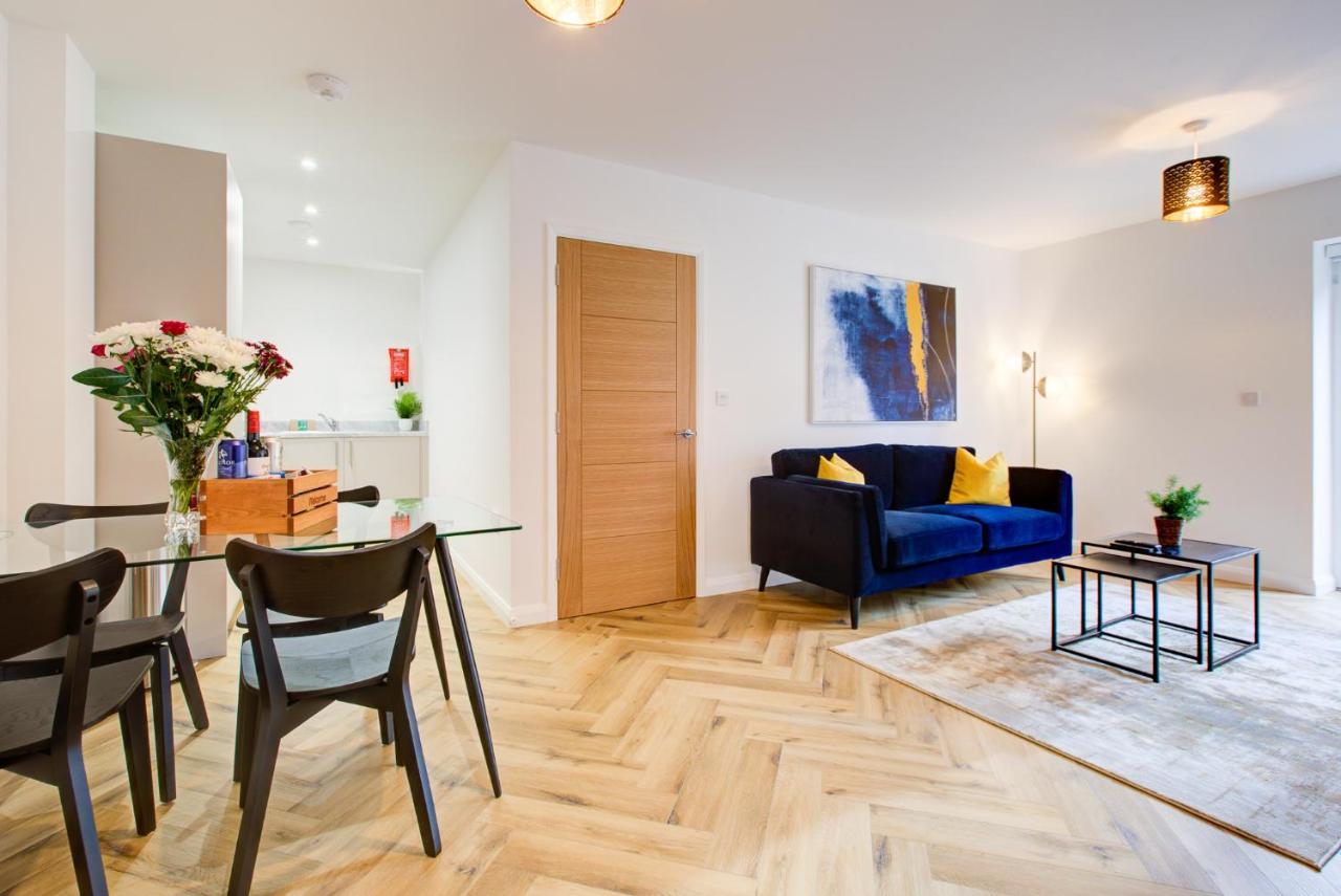 Hybrid Resi - London, Mitcham Close To Tooting And Wimbledon Luaran gambar