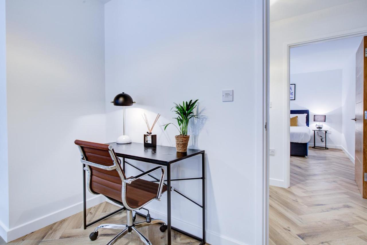 Hybrid Resi - London, Mitcham Close To Tooting And Wimbledon Luaran gambar