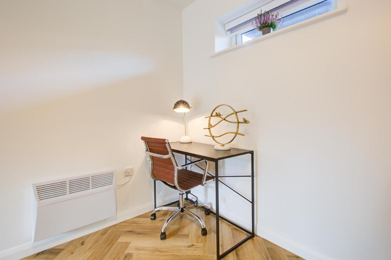 Hybrid Resi - London, Mitcham Close To Tooting And Wimbledon Luaran gambar