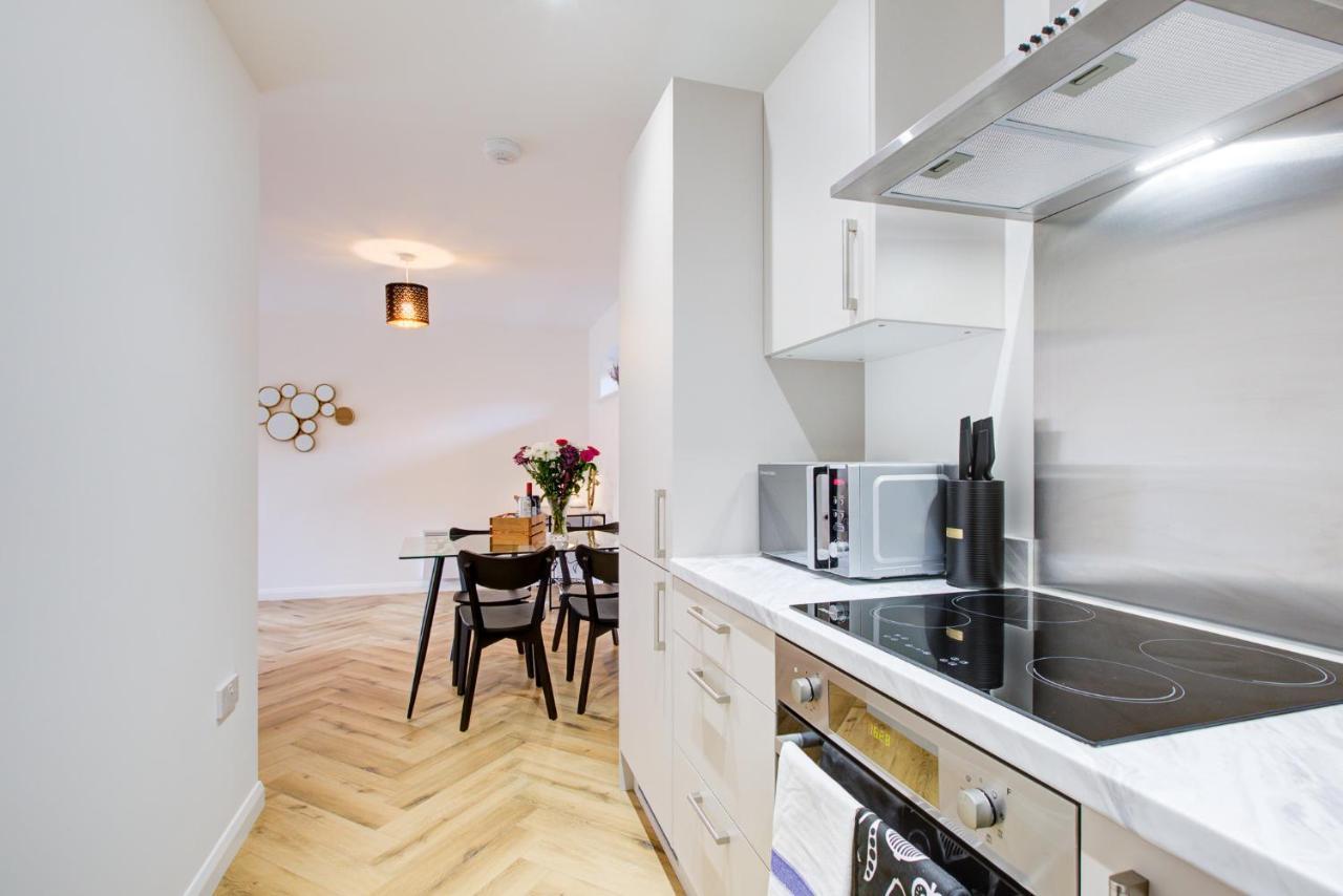 Hybrid Resi - London, Mitcham Close To Tooting And Wimbledon Luaran gambar